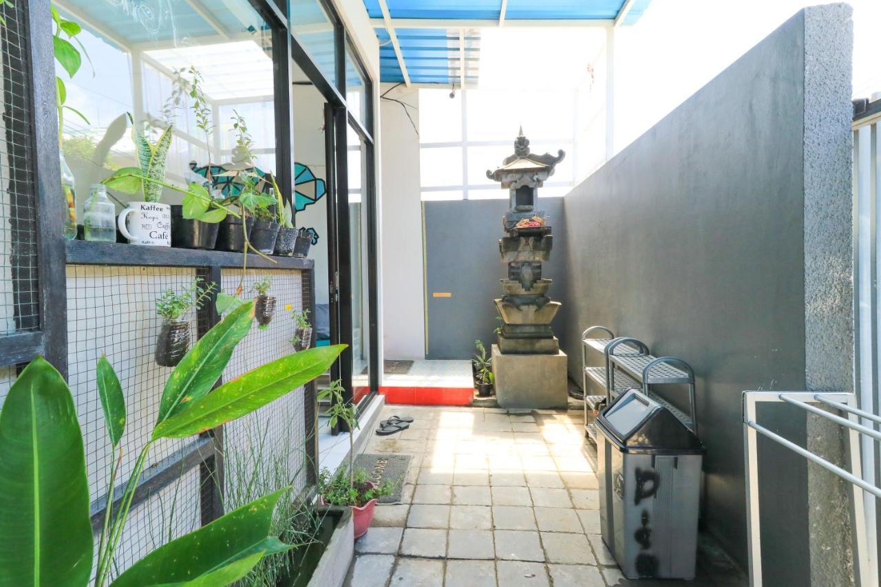 The Ruum Hostel Canggu Екстер'єр фото