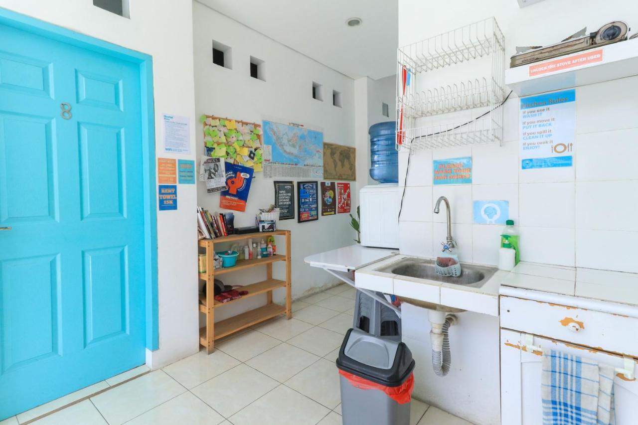 The Ruum Hostel Canggu Екстер'єр фото